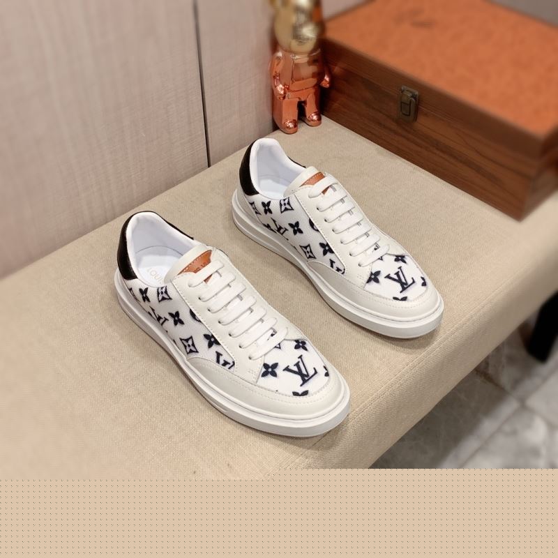 l**is V*t*n sneakers